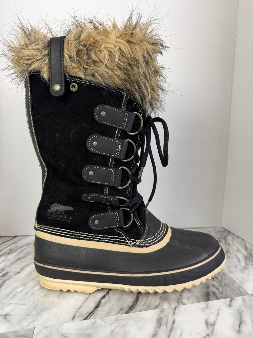 Sorel Joan of Arctic women’s winter snow boot